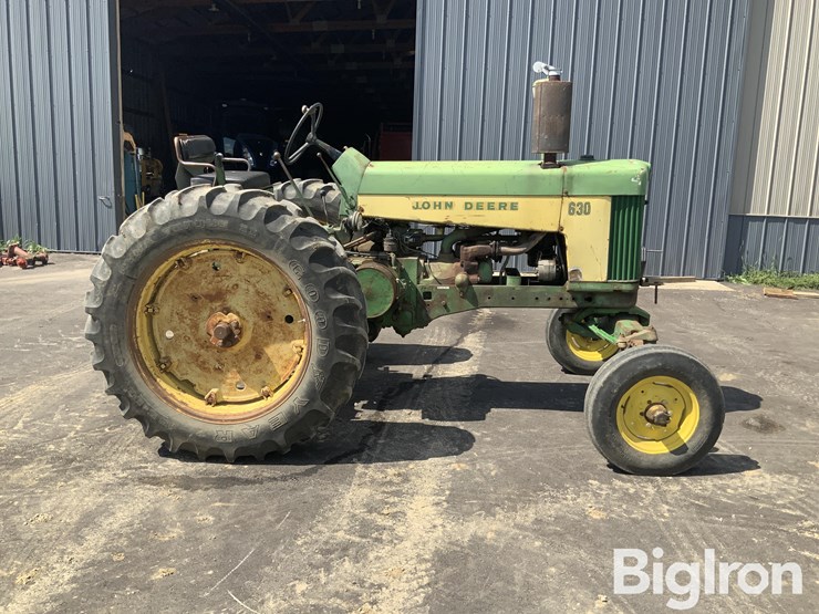 1959-john-deere-630-image-4
