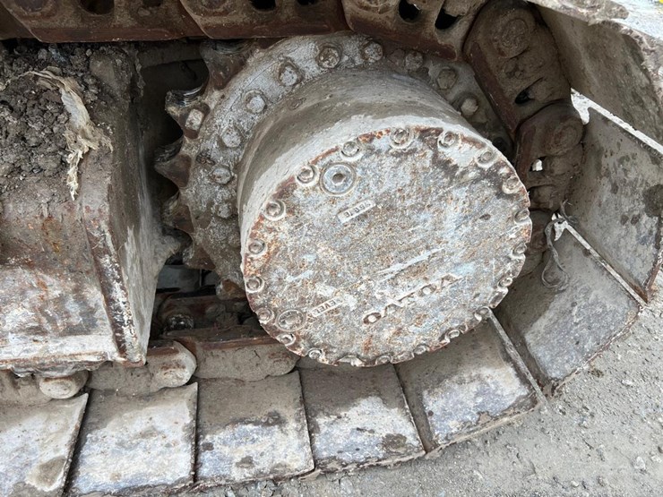 2016-volvo-ec160-image-17