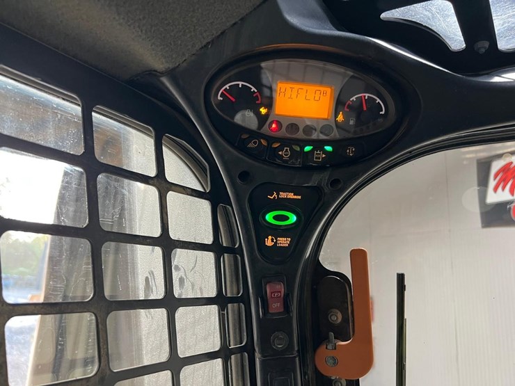 2019-bobcat-t650-image-24