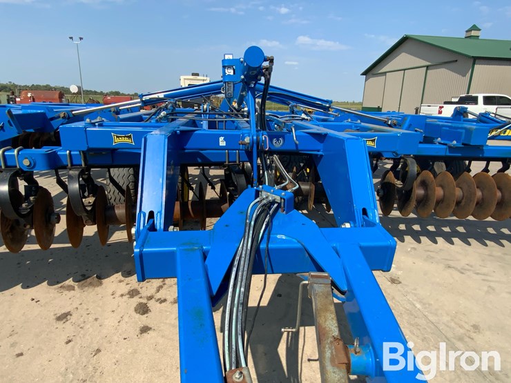2013-landoll-7431-26-image-20