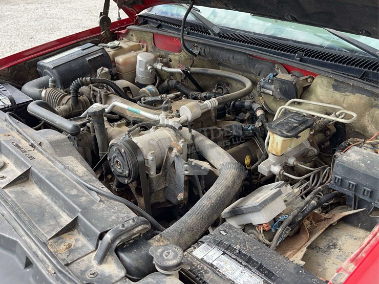 1999-chevrolet-2500-image-32
