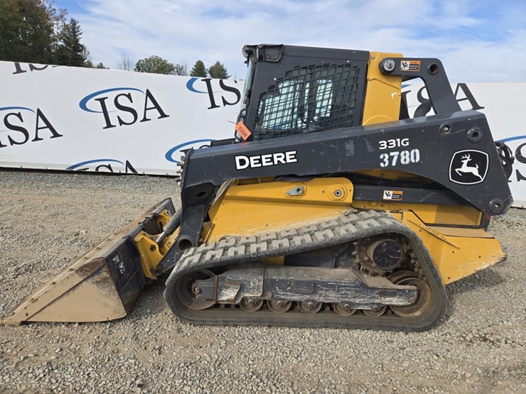 deere-331g-image-2