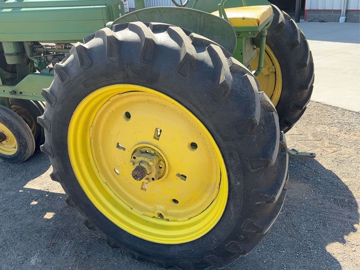 1952-john-deere-a-image-5