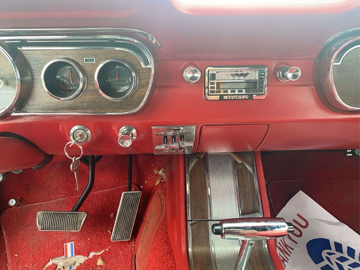 1965-ford-mustang-269-image-25
