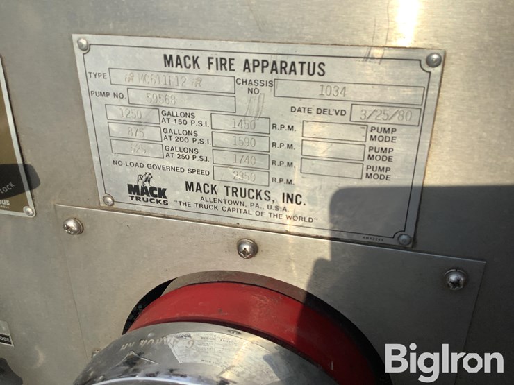 1981-mack-fire-apparatus-image-17
