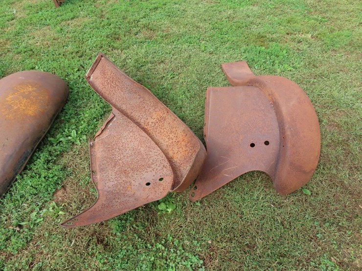 1920's-chevrolet-front-fenders-image-3