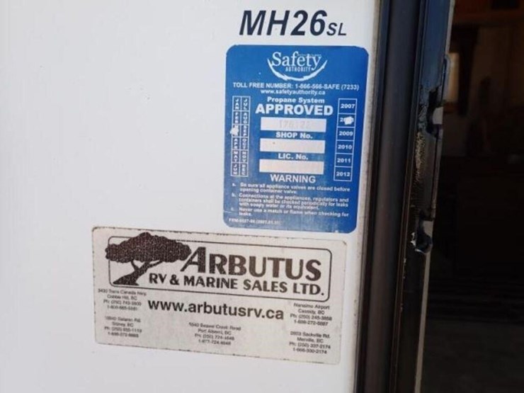 2007-big-foot-30mh26sl-26-ft-s/a-class-c-motorhome-image-15