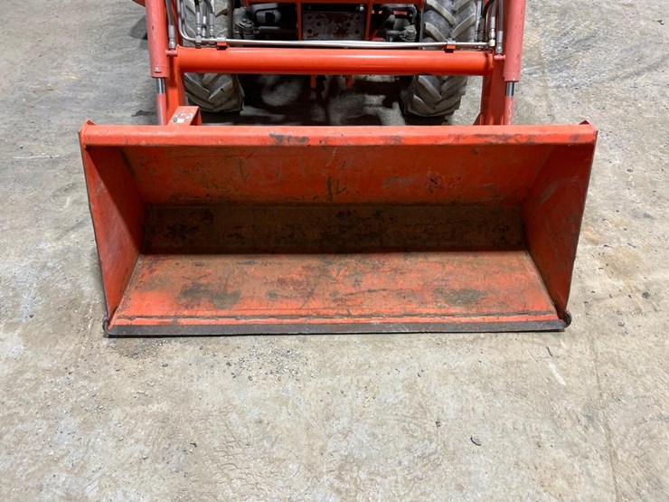 kubota-b2100-image-9