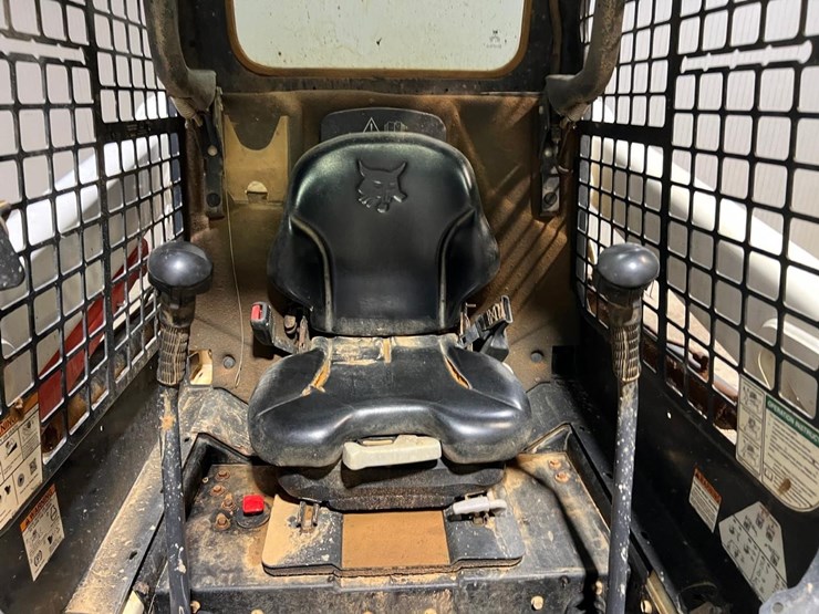 2017-bobcat-t550-image-21