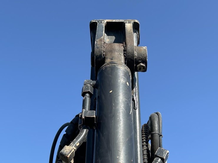 deere-75g-image-23