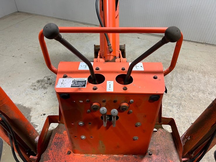 2002-kubota-l35-image-34