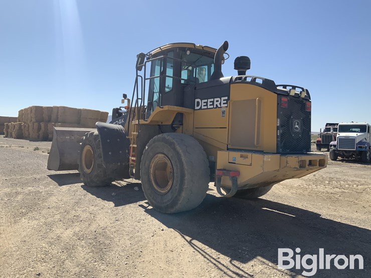 2019-deere-724k-image-7