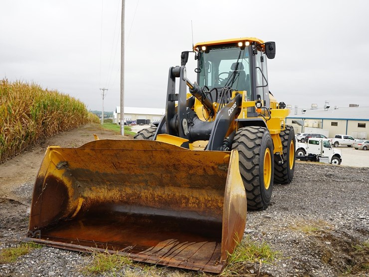 2024-deere-544-image-2