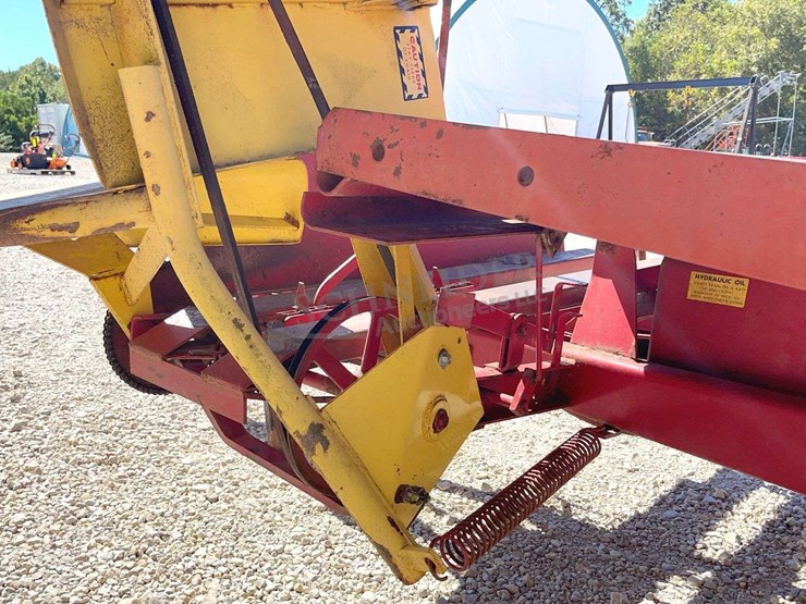 new-holland-1010-image-27
