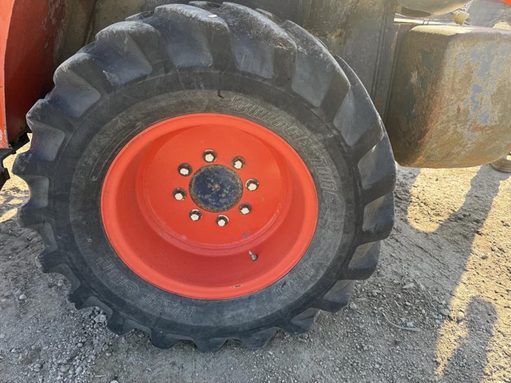kubota-r520-image-40