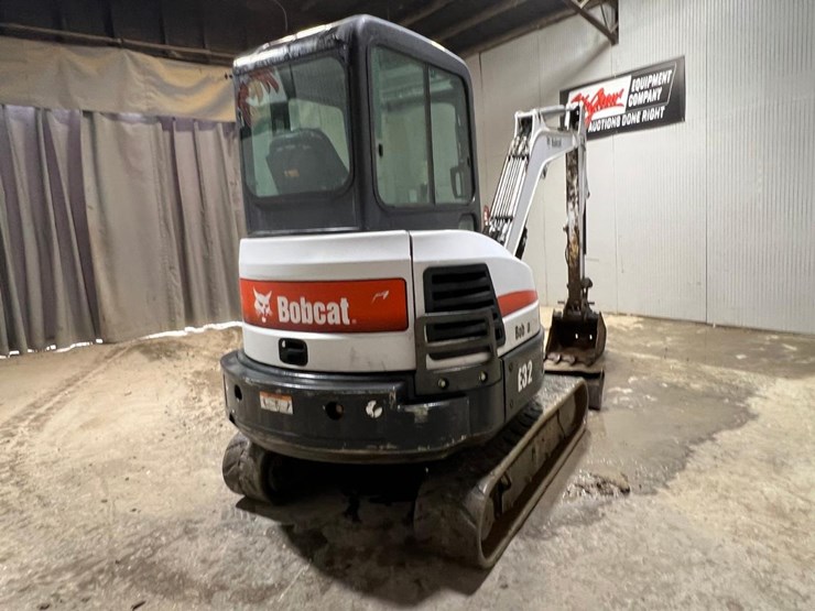bobcat-e32-image-5
