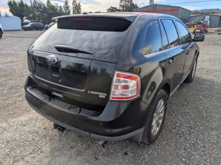2010-ford-edge-image-4