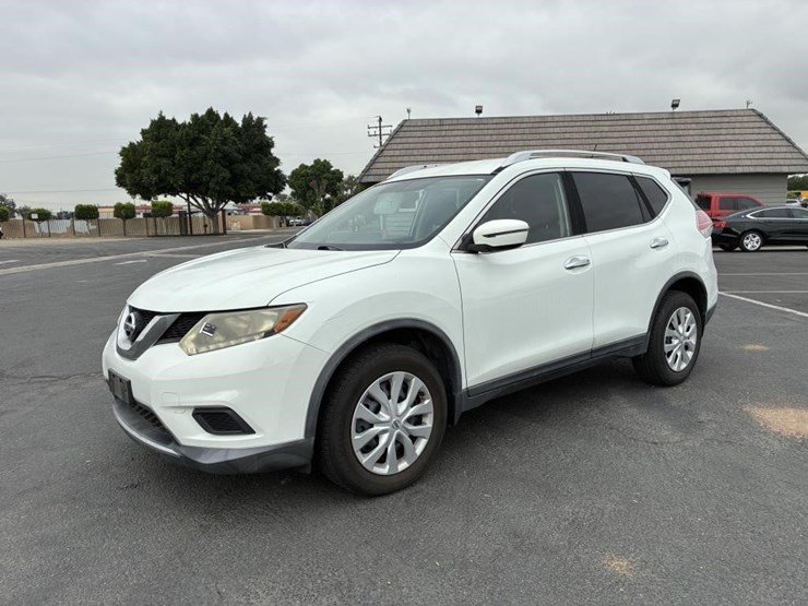 2016-nissan-rogue-image-1