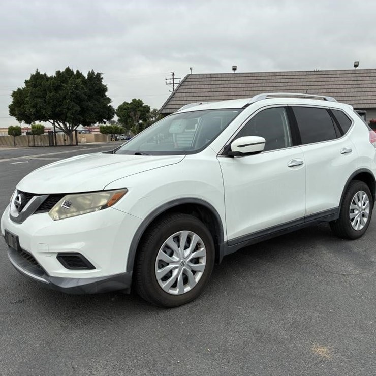 2016 NISSAN ROGUE