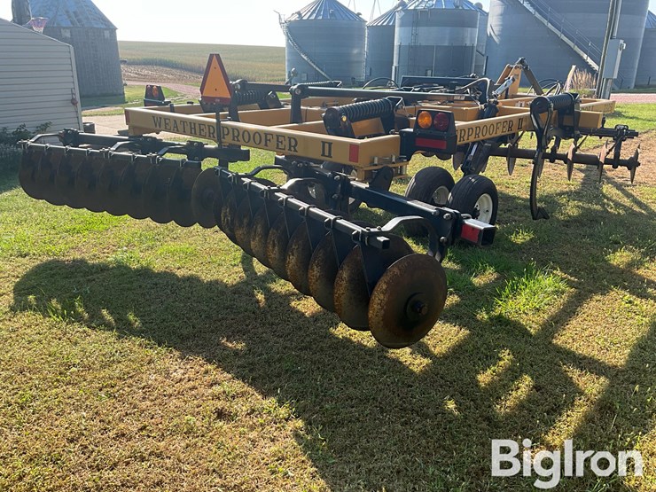 2009-landoll-2325-image-7