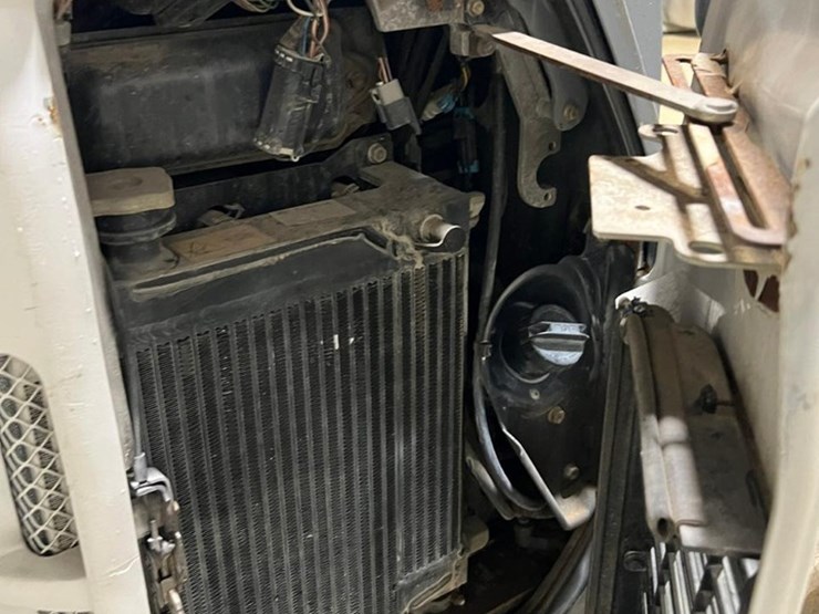 2019-bobcat-e20-image-17
