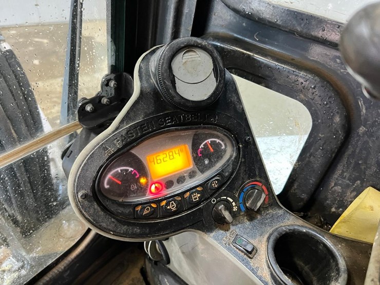 bobcat-e32-image-26
