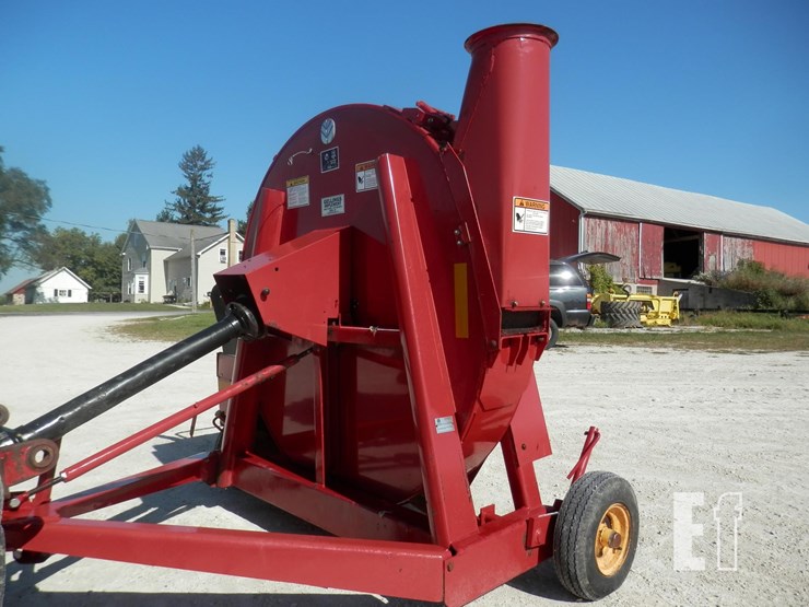 new-holland-f62b-image-2