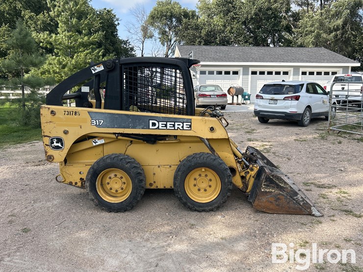 2005-john-deere-317-image-4
