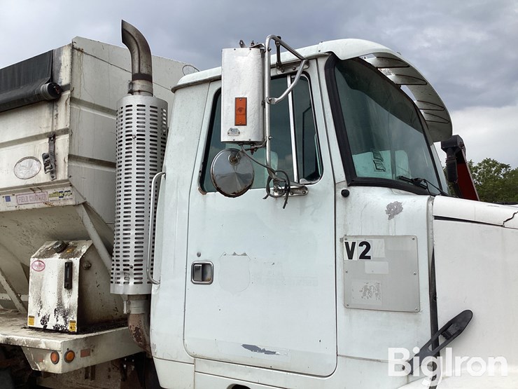 1998-volvo-wca64-image-14