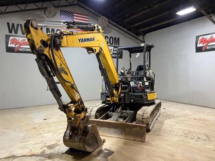 2016-yanmar-vio45-6a-image-2