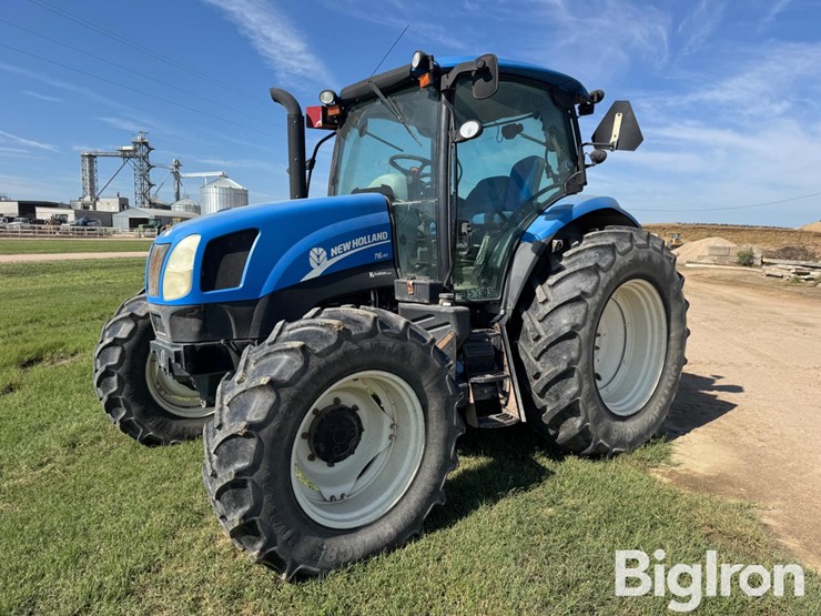 2013-new-holland-t6.140-image-1