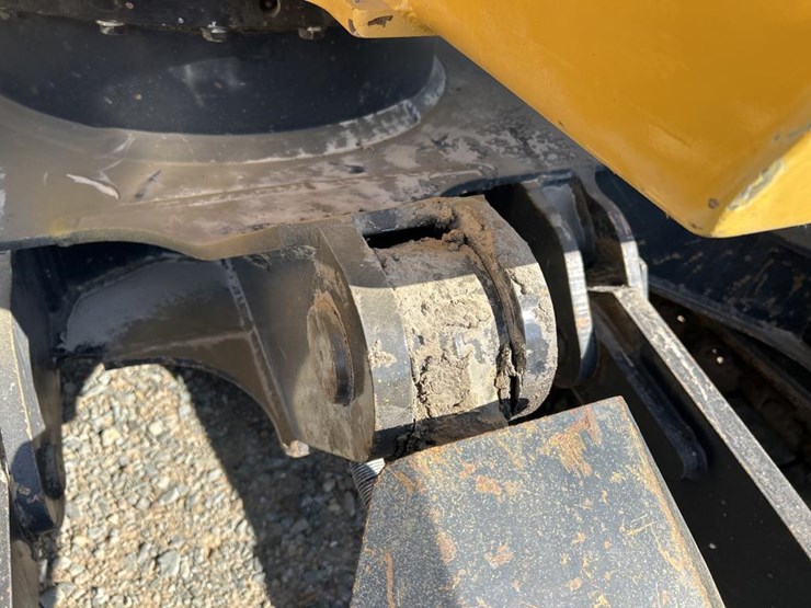 deere-75g-image-34