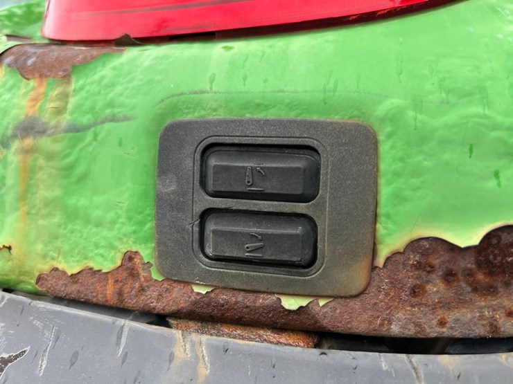 john-deere-6320-image-21