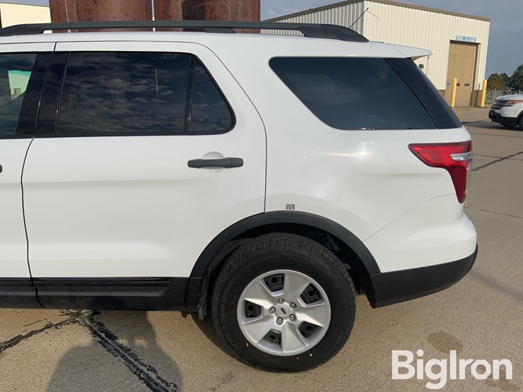 2013-ford-explorer-image-11