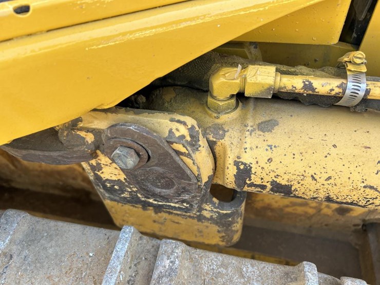2003-deere-450h-image-23