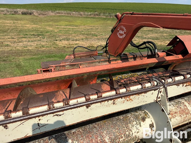 hesston-1014-image-18