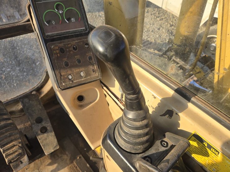 caterpillar-312-image-57