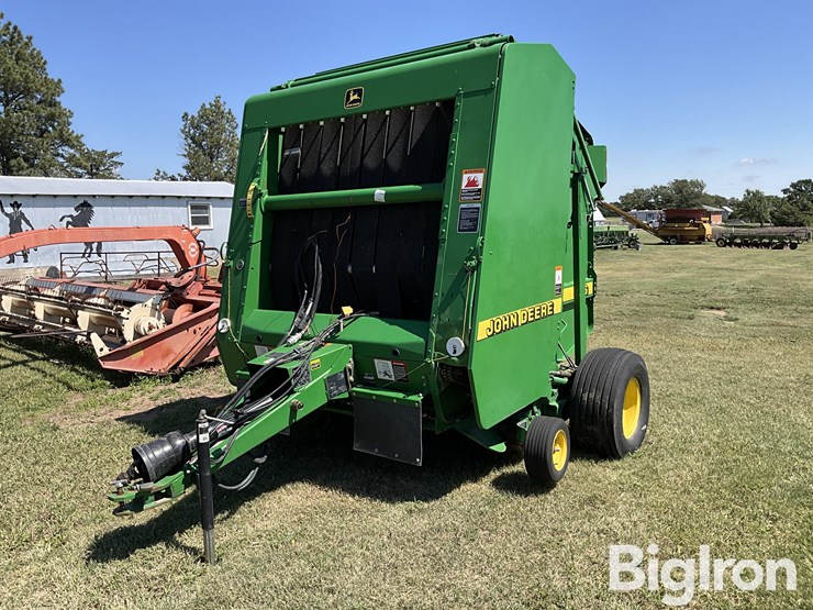 1999-john-deere-566-image-1