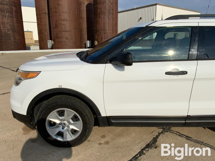 2013-ford-explorer-image-12