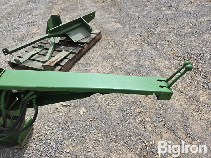 john-deere-148-image-16