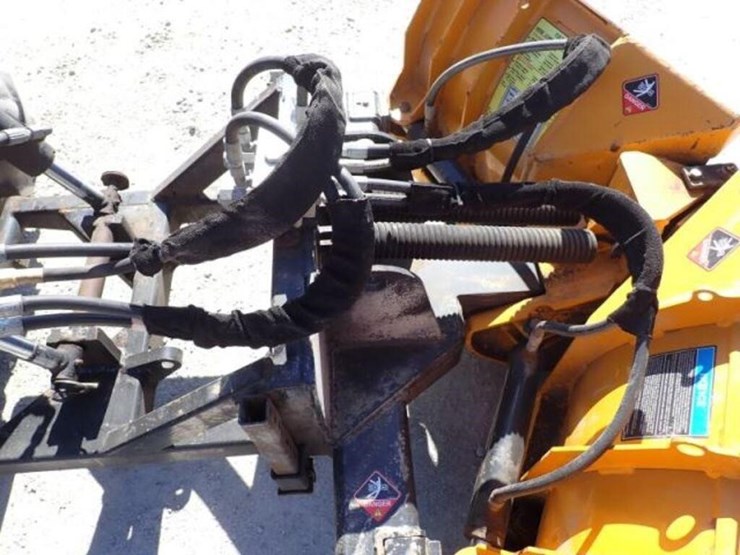 kubota-m7040d-image-36