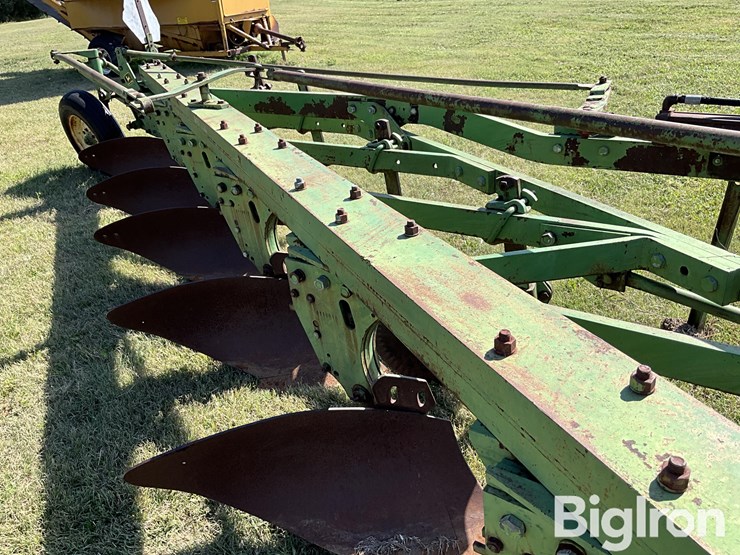 john-deere-f145-image-12