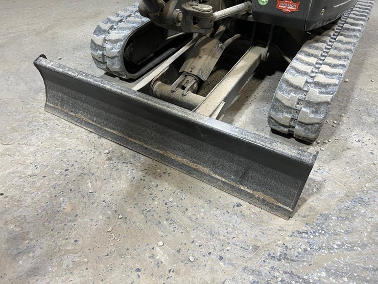 2015-bobcat-e35i-image-12