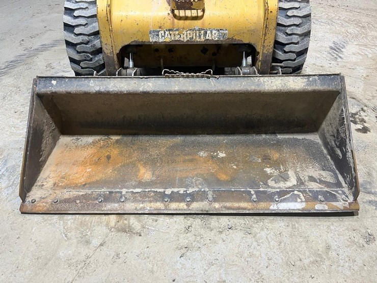 caterpillar-246c-image-9