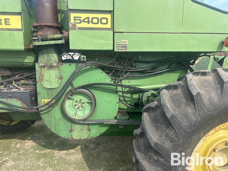 1974-john-deere-5400-image-19