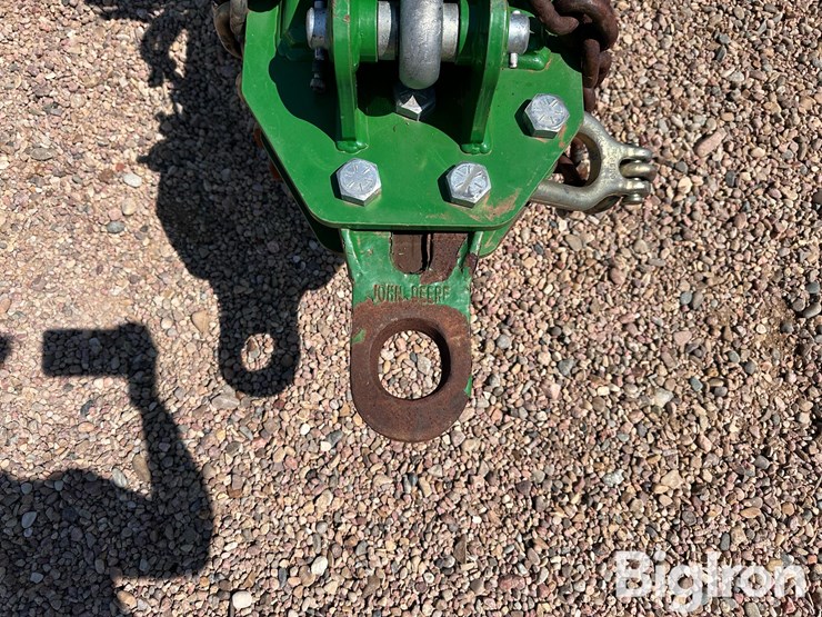 2016-john-deere-2510h-image-10