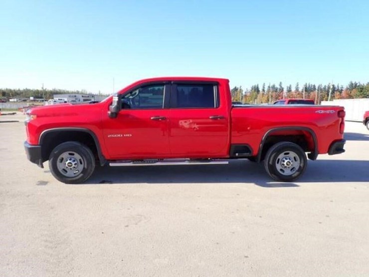 2022-chevrolet-2500-image-8