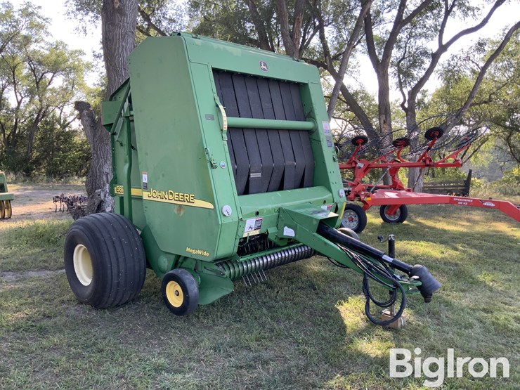 2006-john-deere-567-image-3