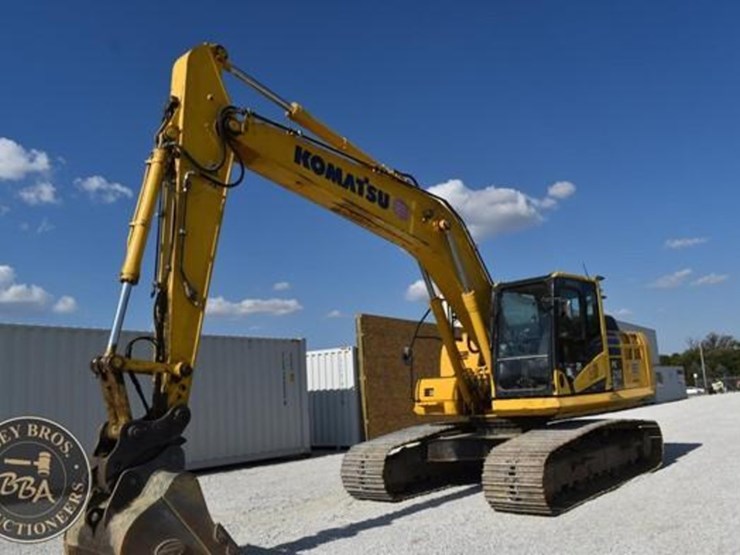 2014-komatsu-pc210-10-image-31