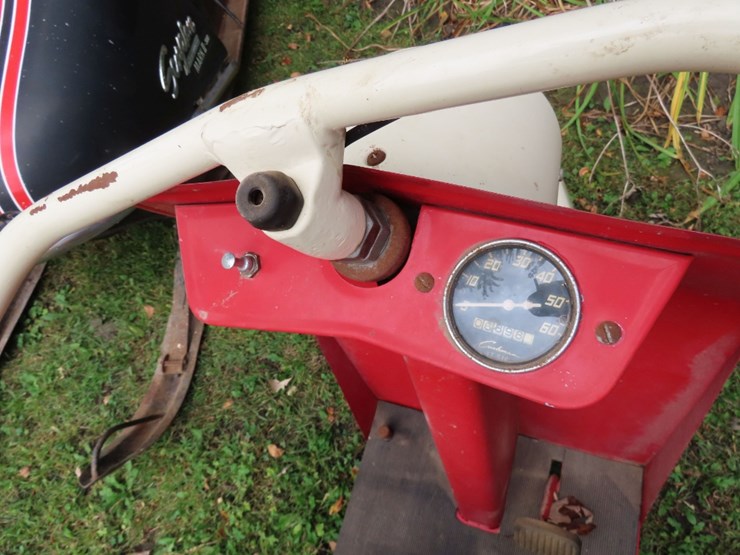 1959/60-cushman-road-king-scooter-image-4